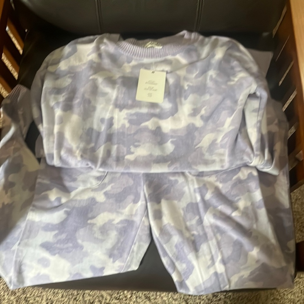 Moondance lilac camo top and pants. Top 14, bottom 10/12. Very soft.